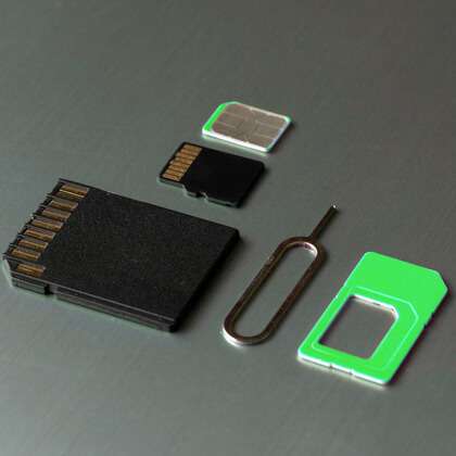 What Are All The Different SIM Card Sizes?